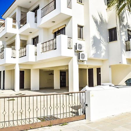 Daniandry Apartment Ларнака Экстерьер фото